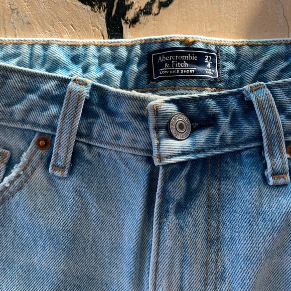 Abercrombie Jean Shorts size 4 - Picture 2 of 5